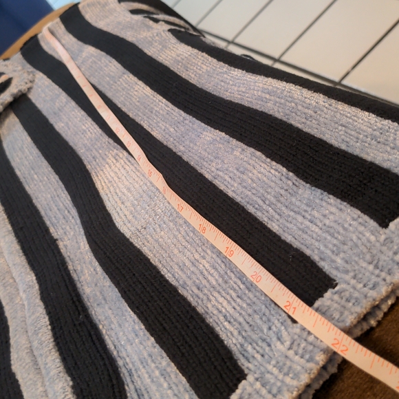 Casa Maglia EUC zip up sweater striped medium grey black - Picture 13 of 15